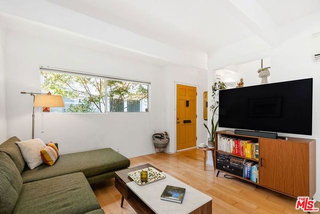 4040 Grand View Boulevard 22, Los Angeles, CA 90066