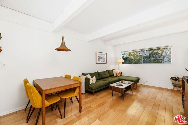 4040 Grand View Boulevard 22, Los Angeles, CA 90066