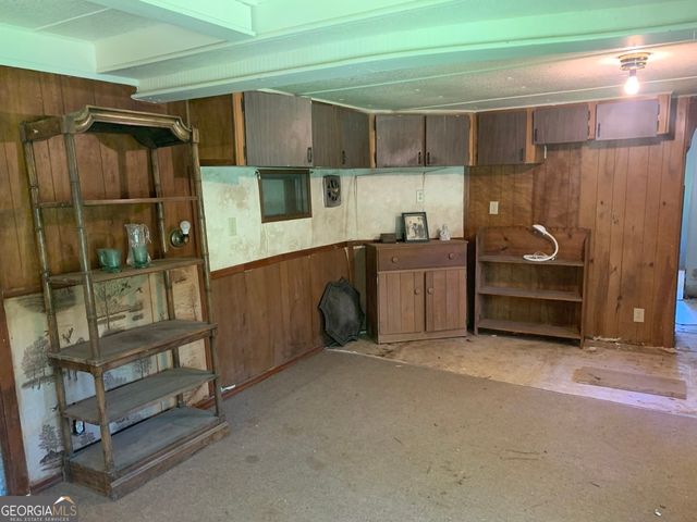 45 Valley Trail SE, Acworth, GA 30101