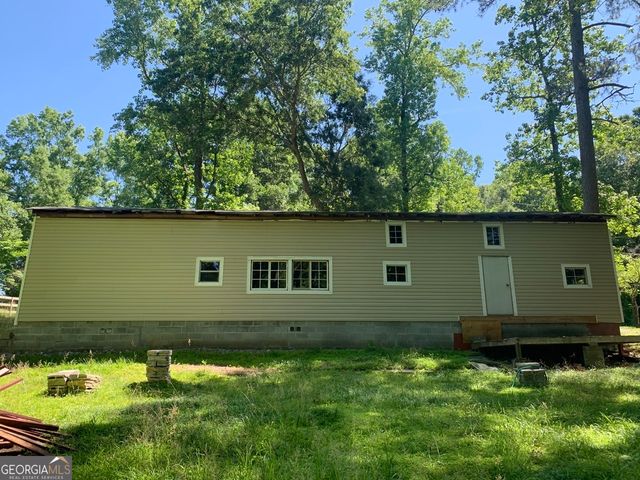 45 Valley Trail SE, Acworth, GA 30101