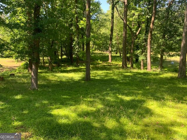 45 Valley Trail SE, Acworth, GA 30101