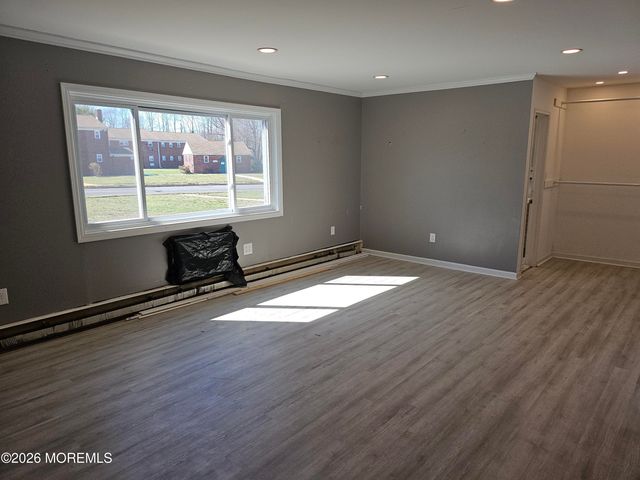 25A Laurel Place, Eatontown, NJ 07724