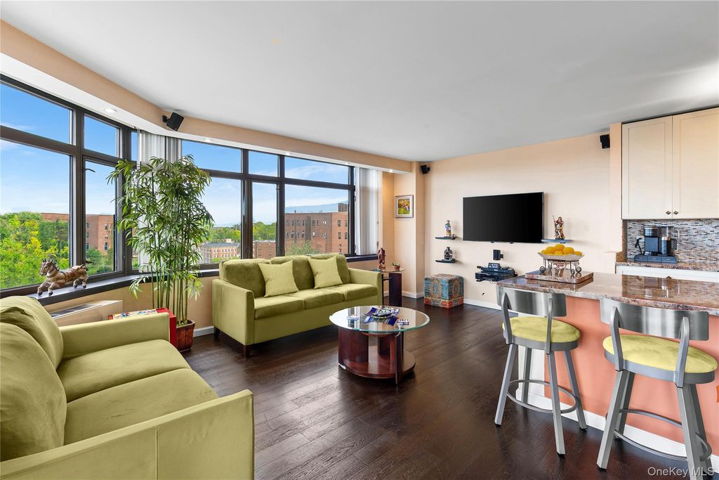 112-01 Queens Boulevard 6J, Forest Hills, NY 11375