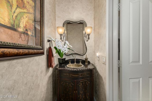 15810 W AVALON Drive, Goodyear, AZ 85395