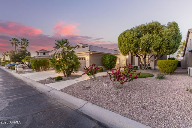 15810 W AVALON Drive, Goodyear, AZ 85395