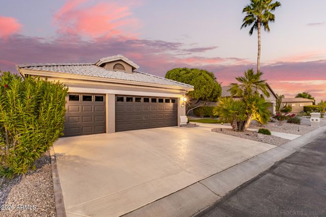 15810 W AVALON Drive, Goodyear, AZ 85395