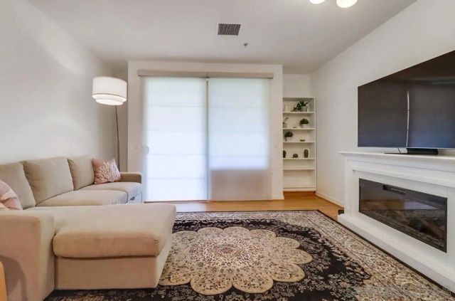 1465 C St 3509, San Diego, CA 92101