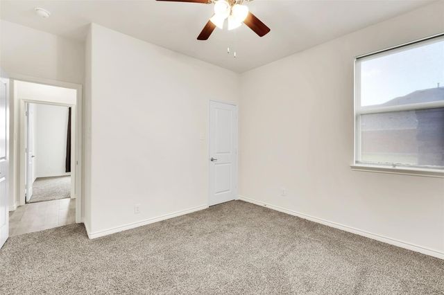 3303 Brady Starr Drive, Aubrey, TX 76227