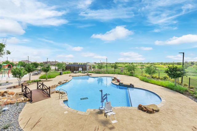 3303 Brady Starr Drive, Aubrey, TX 76227