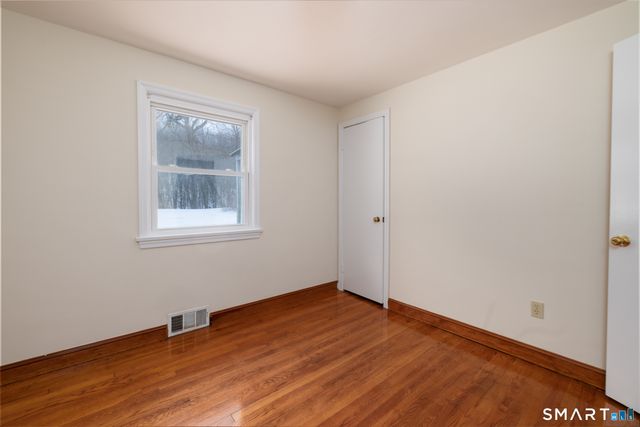 481 Bunker Hill Avenue, Waterbury, CT 06708