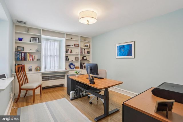 500 E MURDOCH, Philadelphia, PA 19119