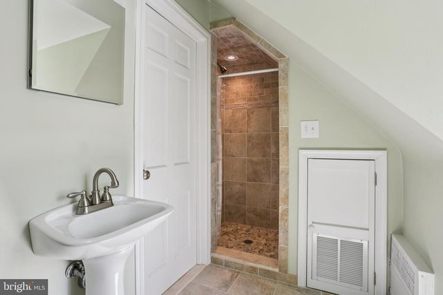 500 E MURDOCH, Philadelphia, PA 19119