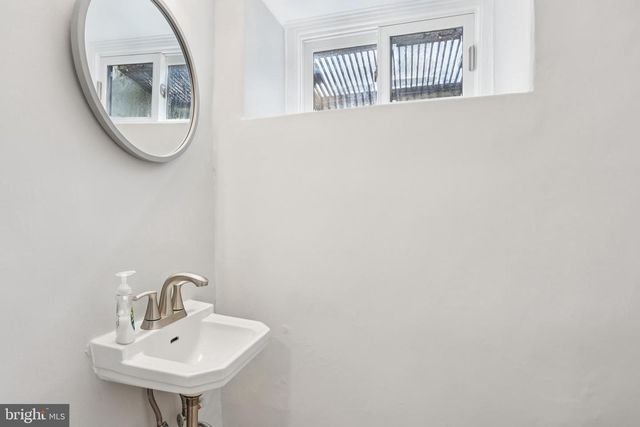 500 E MURDOCH, Philadelphia, PA 19119