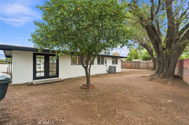 663 E Margarita, Rialto, CA 92376
