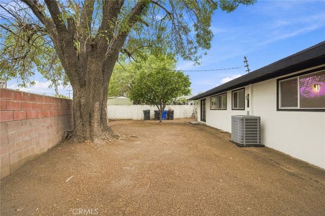 663 E Margarita, Rialto, CA 92376