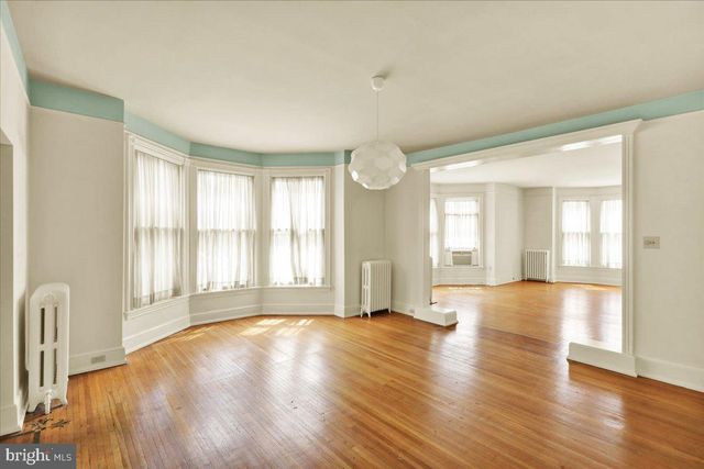 1049 PENN ST, Reading, PA 19601