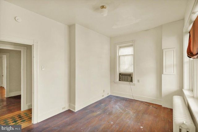 1049 PENN ST, Reading, PA 19601