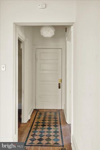 1049 PENN ST, Reading, PA 19601