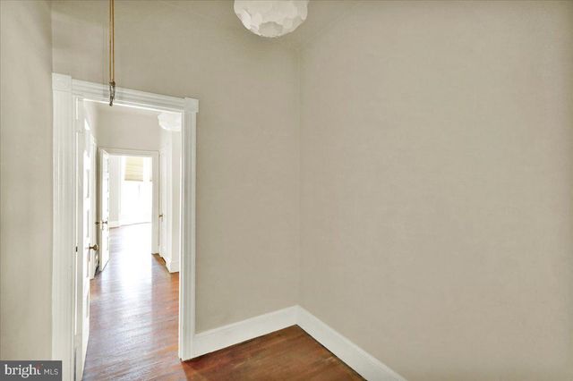 1049 PENN ST, Reading, PA 19601