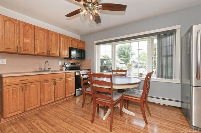 261 Elm Drive S, Levittown, NY 11756