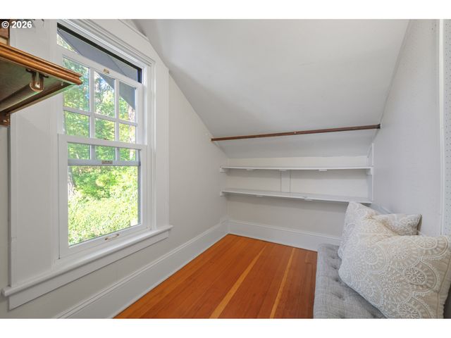 2645 EMERALD St, Eugene, OR 97403