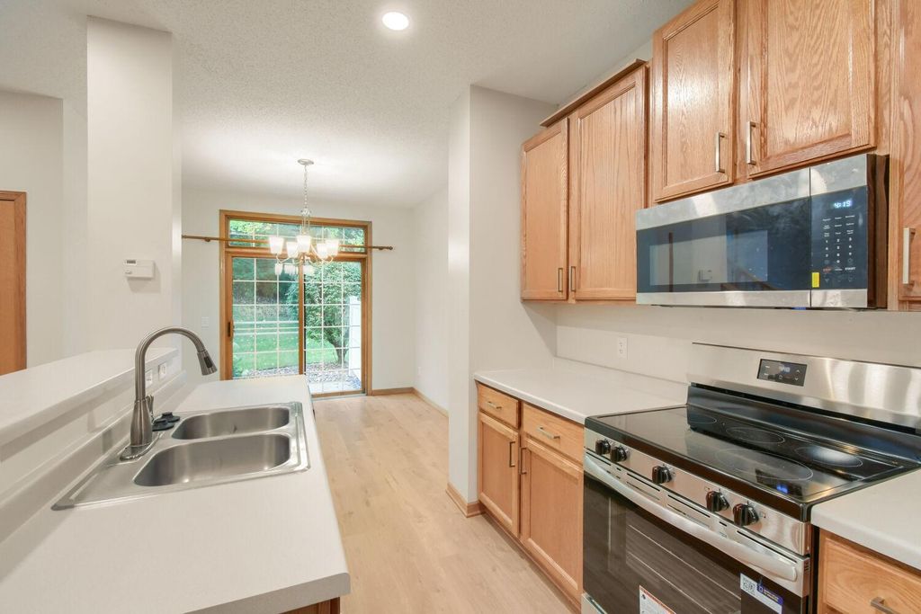 3710 Vermilion Court S, Eagan, MN 55122 — photo 5