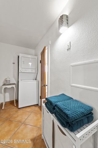 393 E San Miguel Street 1-4, La Mesa, NM 88044