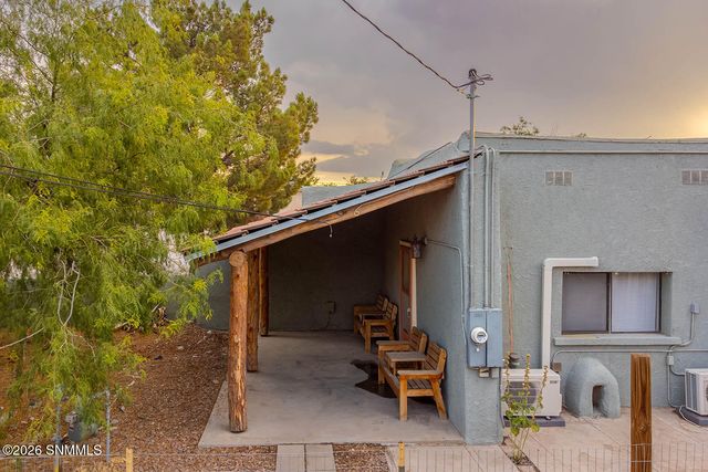 393 E San Miguel Street 1-4, La Mesa, NM 88044