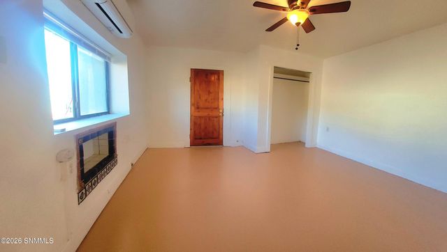 393 E San Miguel Street 1-4, La Mesa, NM 88044
