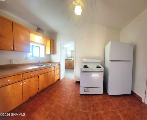 393 E San Miguel Street 1-4, La Mesa, NM 88044