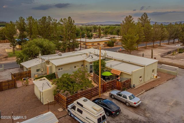 393 E San Miguel Street 1-4, La Mesa, NM 88044