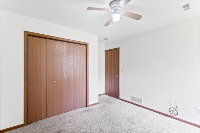 3708 PANTHER DR, Columbia, MO 65202