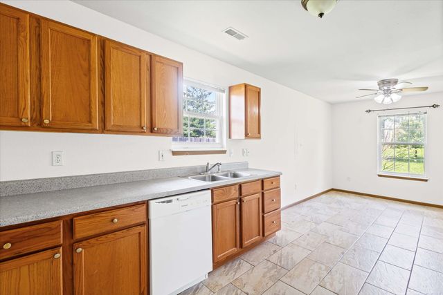 3708 PANTHER DR, Columbia, MO 65202