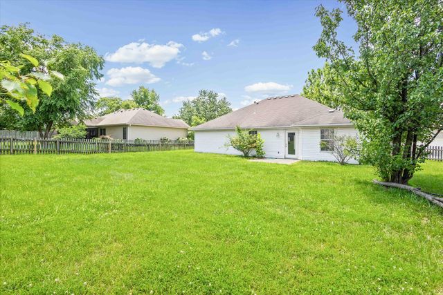 3708 PANTHER DR, Columbia, MO 65202
