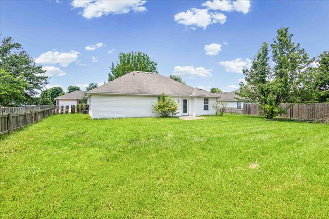 3708 PANTHER DR, Columbia, MO 65202