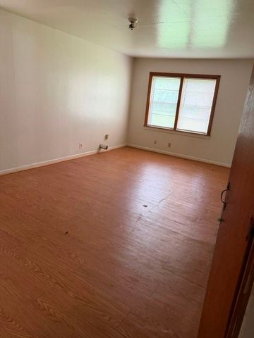 1507 & 1511 E Garnett Street, Gainesville, TX 76240