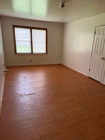 1507 & 1511 E Garnett Street, Gainesville, TX 76240
