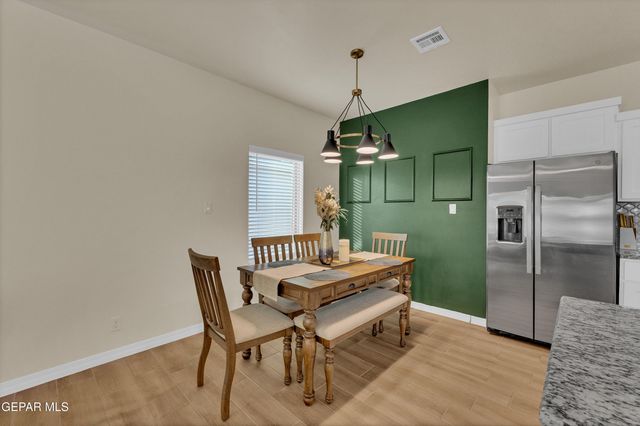 7822 Estrella Street, Vinton, TX 79821