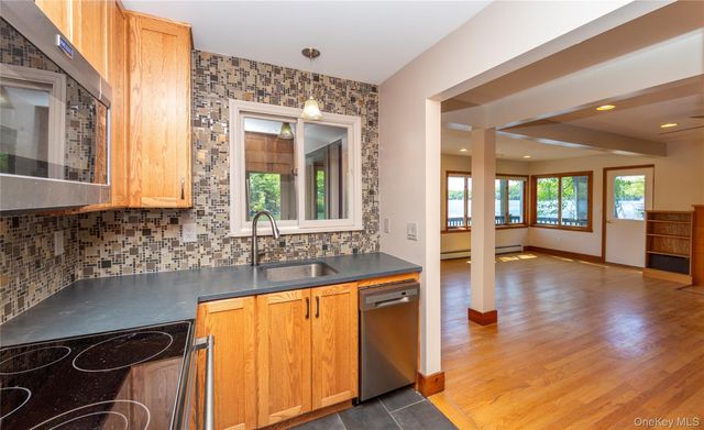 1564 Route 292, Holmes, NY 12531