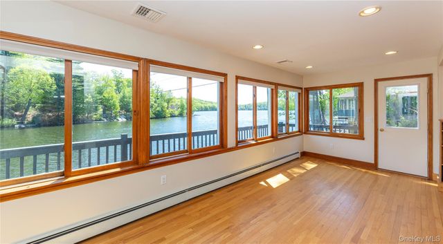 1564 Route 292, Holmes, NY 12531