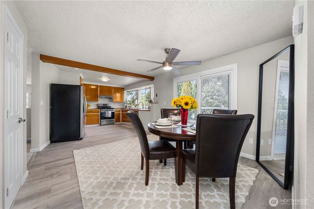 409 Isaac Pincus Street, Steilacoom, WA 98388