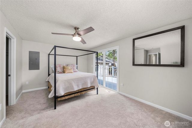 409 Isaac Pincus Street, Steilacoom, WA 98388