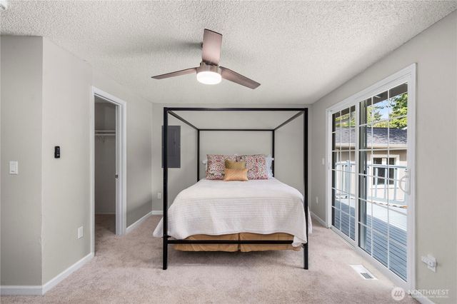 409 Isaac Pincus Street, Steilacoom, WA 98388