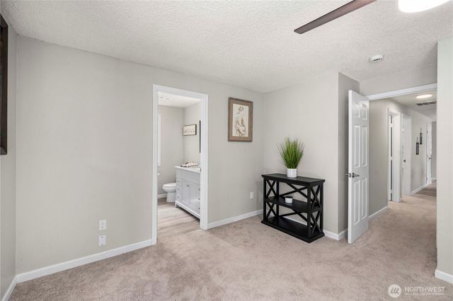 409 Isaac Pincus Street, Steilacoom, WA 98388