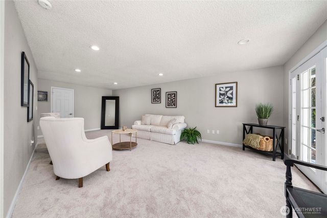 409 Isaac Pincus Street, Steilacoom, WA 98388