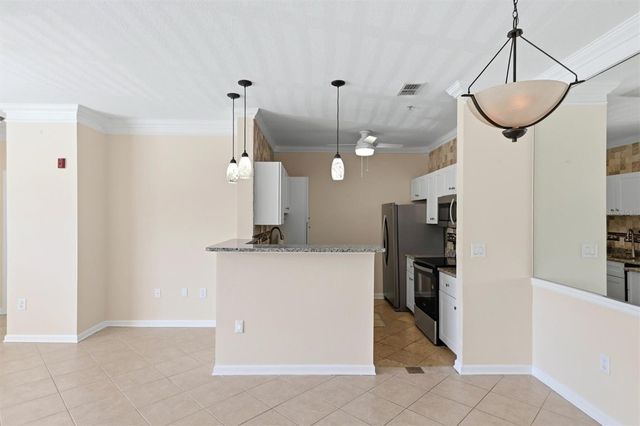 4802 51ST STREET W 1010, Bradenton, FL 34210