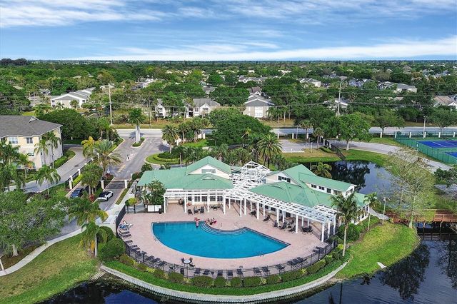 4802 51ST STREET W 1010, Bradenton, FL 34210