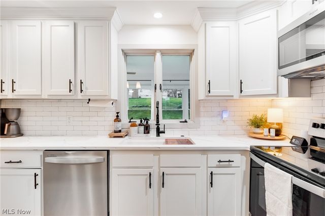 3081 Heatherbrae Drive, Poland, OH 44514