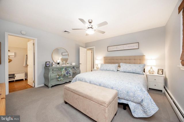 13 MARSHALL CIR, Downingtown, PA 19335