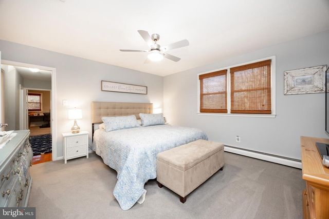 13 MARSHALL CIR, Downingtown, PA 19335